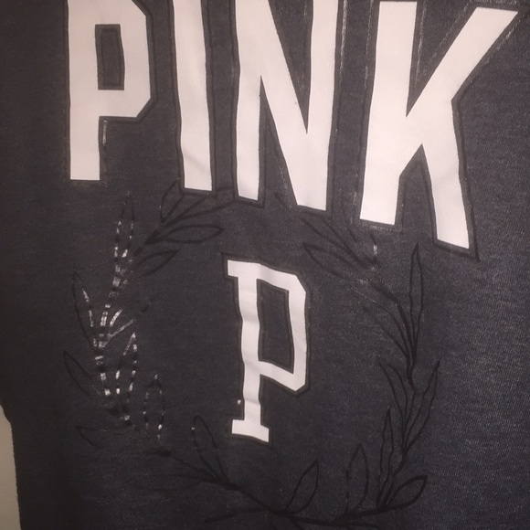 Oh so soft with front pockets to boot lol - Picture 5 of 5